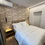 The Doctor's Apartman *