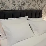 The Doctor's Apartman