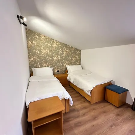 The Doctor's Apartman