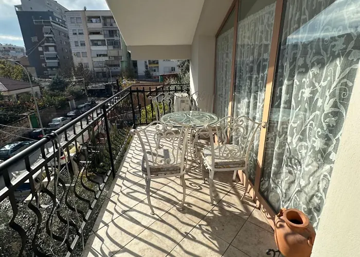 The Doctor's * Tirana