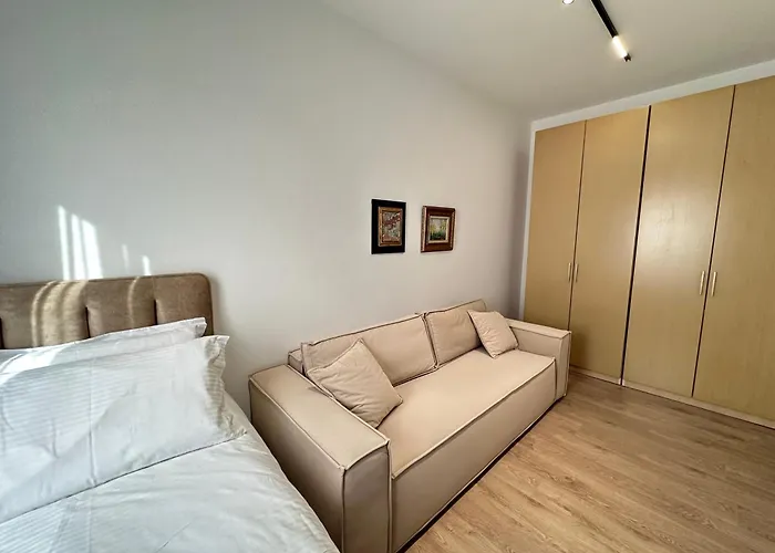 Apartament The Doctor's Tirana